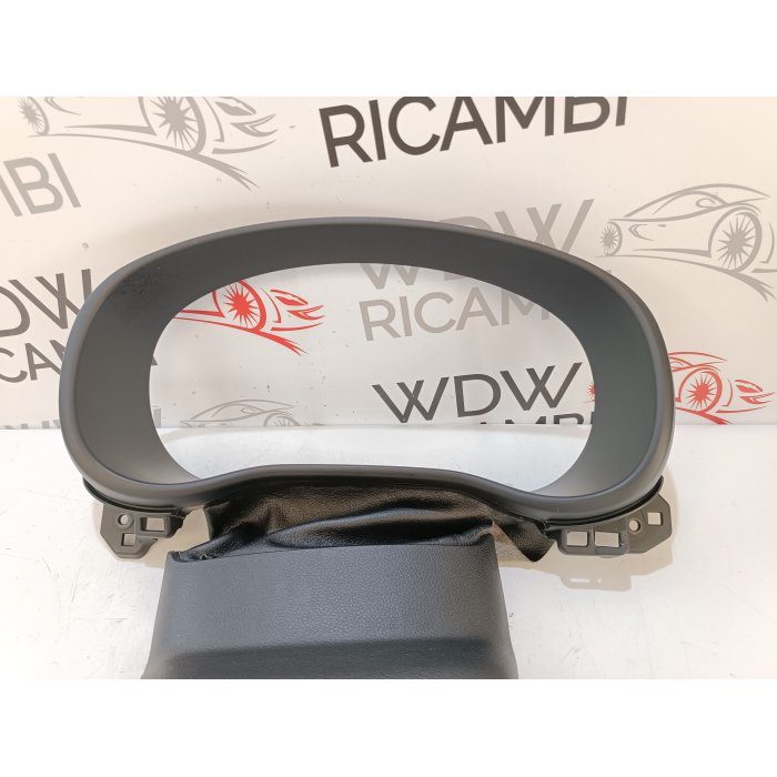 84830-F1000 RIVESTIMENTO CORNICE QUADRO STRUMENTI KIA SPORTAGE (QL) (2016\2021)