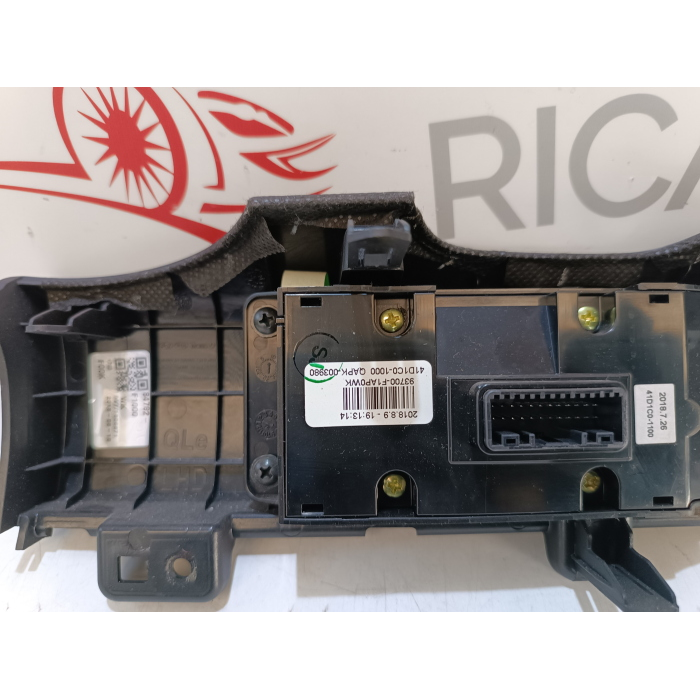 93700-F1AP0WK GRUPPO COMANDI LUCE LUCI KIA SPORTAGE (QL) 1.6 CRDI (2016\2021)
