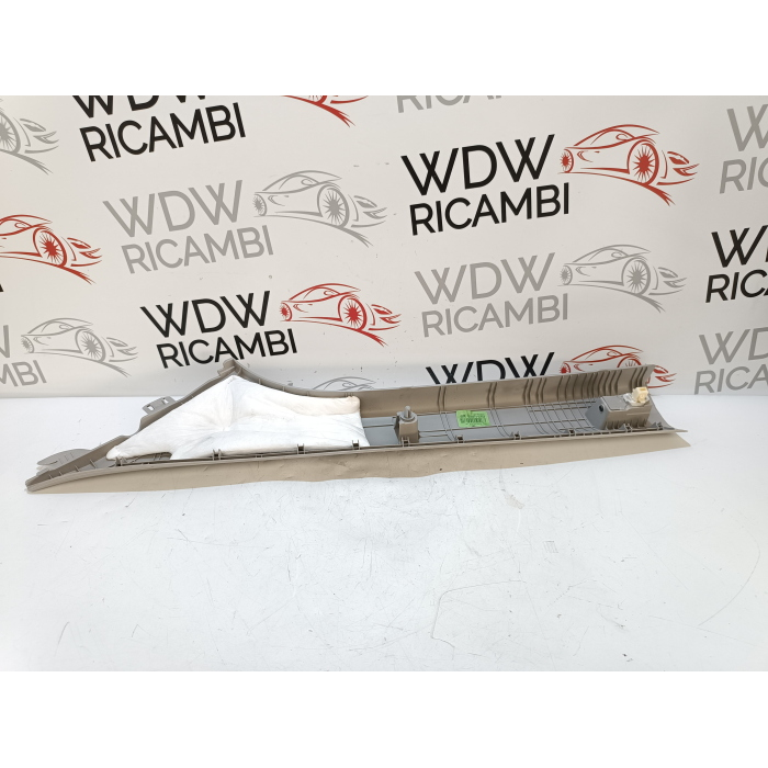 85821-F1000 RIVESTIMENTO MONTANTE ANTERIORE DESTRO KIA SPORTAGE (QL) (2016\2021)