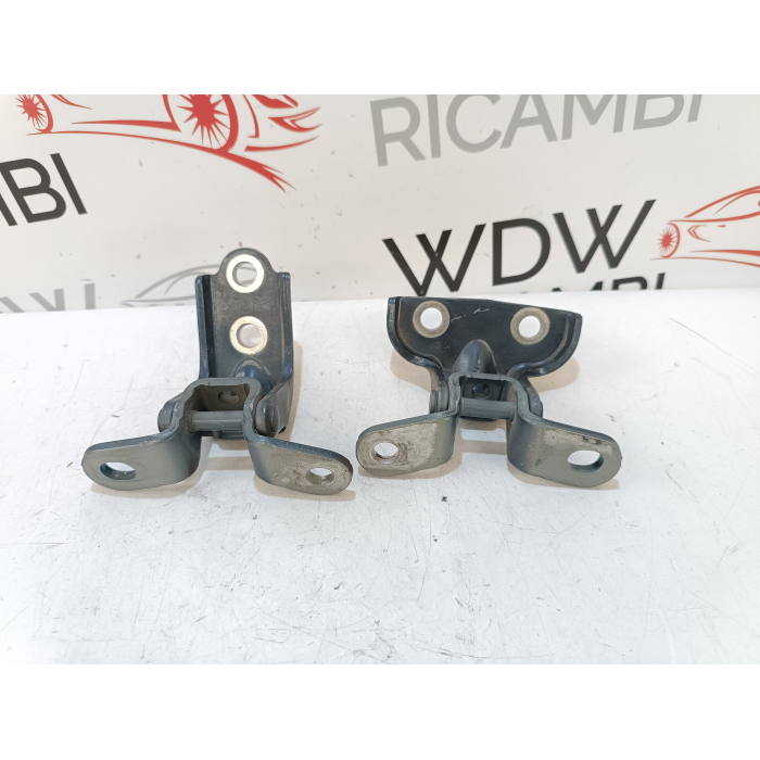 COPPIA CERNIERA CERNIERE PORTA POSTERIORE DESTRO KIA SPORTAGE (QL) (2016\2021)