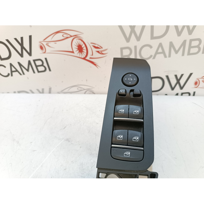 6832729-02 PULSANTIERA ALZAVETRO ANTERIORE SINISTRO BMW X6 G06 F96 (2019\2023)