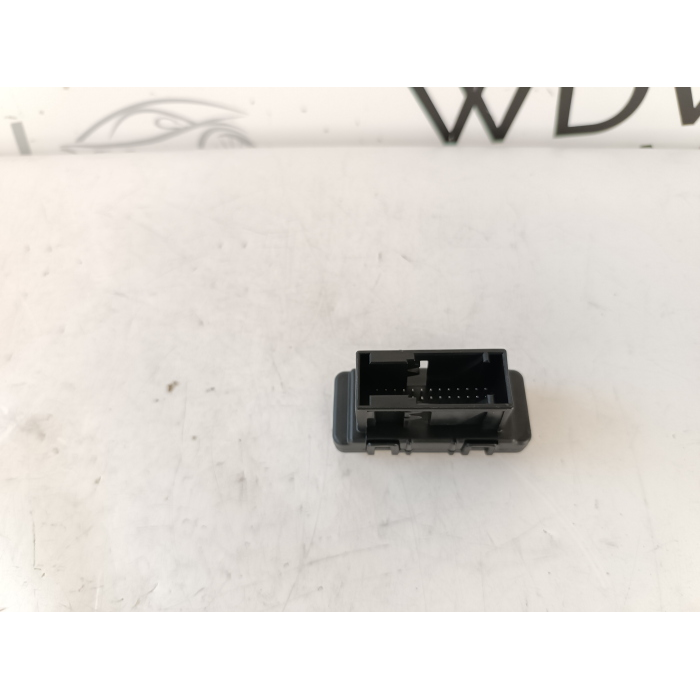 6807395 CENTRALINA CONNETTORE INTERFACCIA BUS BMW X6 G06 F96 XDRIVE30D (2019\2023)
