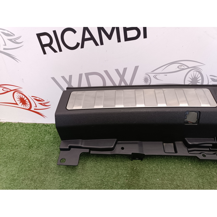 7470942 RIVESTIMENTO MASCHERINA BAULE POSTERIORE POST BMW X6 G06 F96 (2019\2023) 