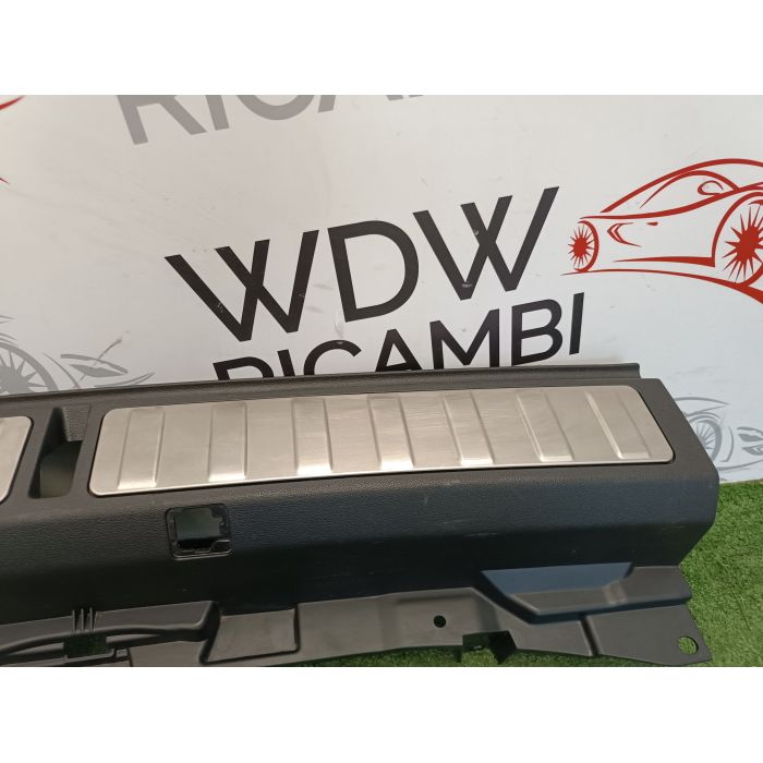 7470942 RIVESTIMENTO MASCHERINA BAULE POSTERIORE POST BMW X6 G06 F96 (2019\2023) 