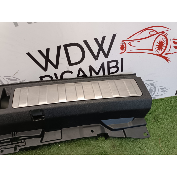 7470942 RIVESTIMENTO MASCHERINA BAULE POSTERIORE POST BMW X6 G06 F96 (2019\2023) 