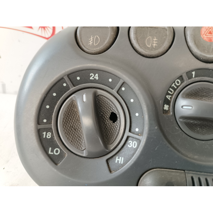 035130Q / 132652 CENTRALINA GRUPPO COMANDI CLIMA A\C FIAT MULTIPLA 1.9 (2004\2010) 