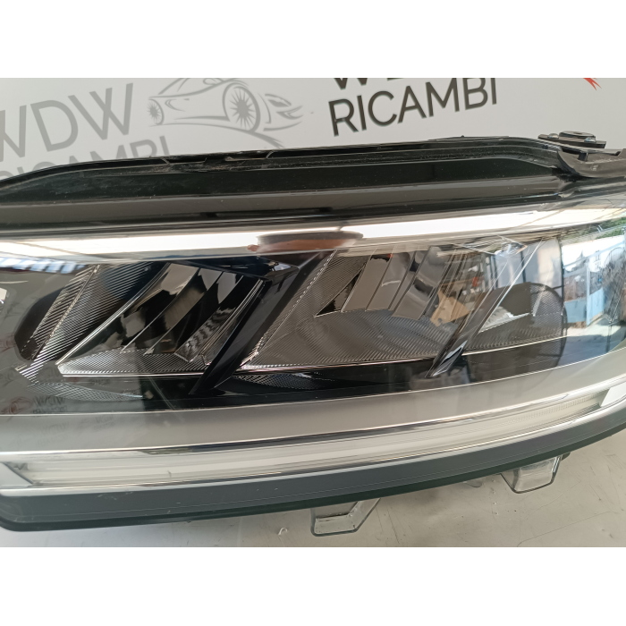 2GA941005F FARO PROIETTORE HEADLIGHT ANTERIORE SINISTRO VW T-ROC DAL 2021 IN POI >