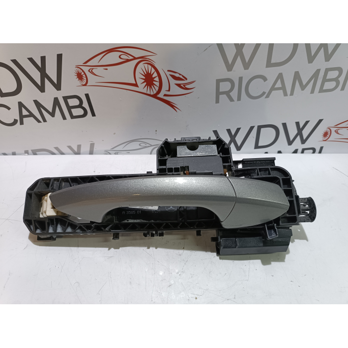 MANIGLIA ESTERNA POSTERIORE DESTRO MERCEDES CLASSE C W204 2007\2011 A2047601634 