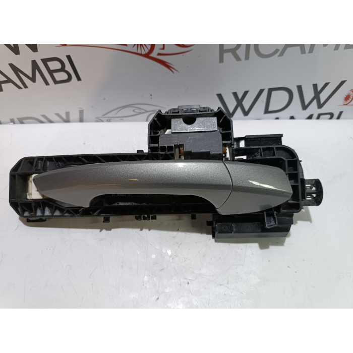 MANIGLIA ESTERNA POSTERIORE DESTRO MERCEDES CLASSE C W204 2007\2011 A2047601634 