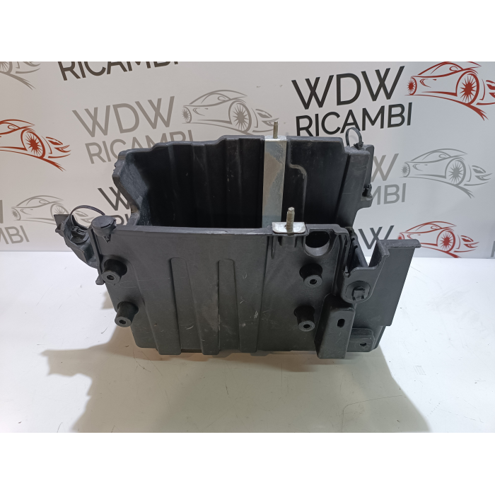L1BB-10723-BB SUPPORTO ALLOGGIO BATTERIA FORD PUMA (2019\2024) 
