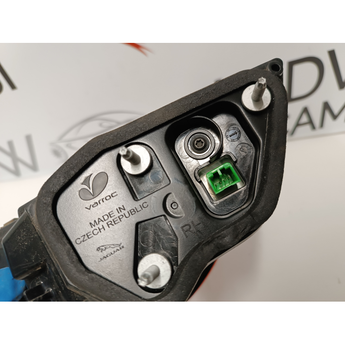 HK83-15K272-AA STOP FANALE FANALINO POSTERIORE INTERNO DESTRO JAGUAR F-PACE