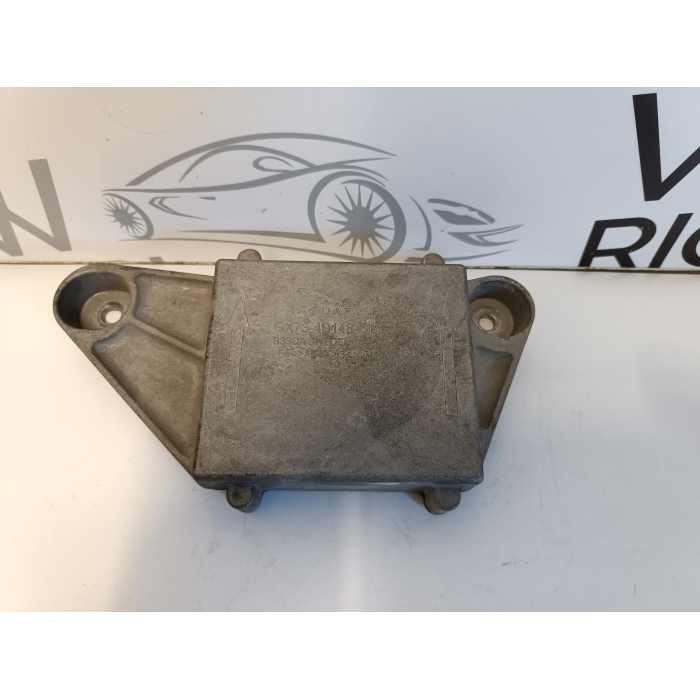 GX73-4B148-CB STAFFA SUPPORTO ASSORBIMENTO VIBRAZIONE DIFFERENZALE JAGUAR F-PACE