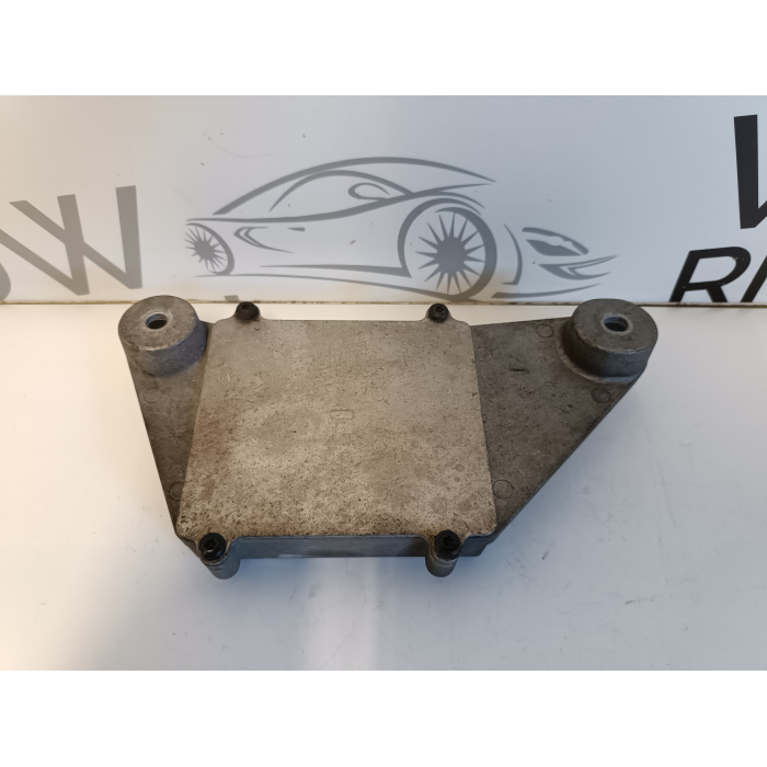 GX73-4B148-CB STAFFA SUPPORTO ASSORBIMENTO VIBRAZIONE DIFFERENZALE JAGUAR F-PACE