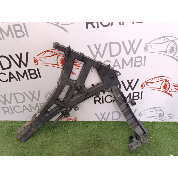 HK83-17B930-AE STAFFA SUPPORTO PARAURTI POSTERIORE DESTRO JAGUAR F-PACE 2016\2020