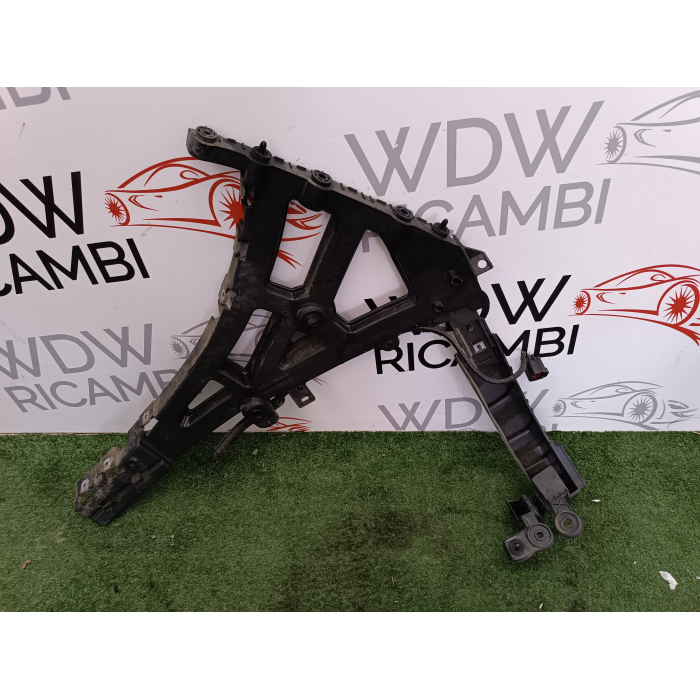 HK83-17B930-AE STAFFA SUPPORTO PARAURTI POSTERIORE DESTRO JAGUAR F-PACE 2016\2020