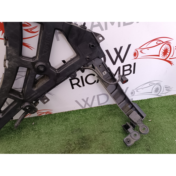 HK83-17B930-AE STAFFA SUPPORTO PARAURTI POSTERIORE DESTRO JAGUAR F-PACE 2016\2020