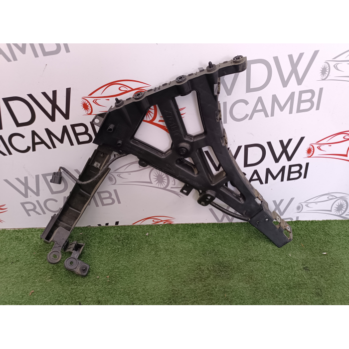 HK83-17B931-AE STAFFA SUPPORTO PARAURTI POSTERIORE SINISTRO JAGUAR F-PACE 2016\2020