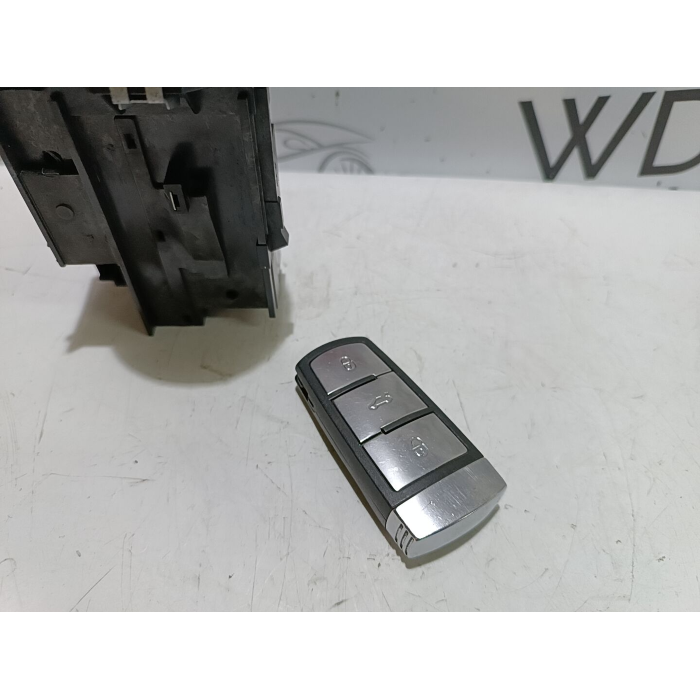 3C0905843R BLOCCHETTO ACCENSIONE CON CHIAVE VW PASSAT 2.0 TDI 2008\2010 33303401