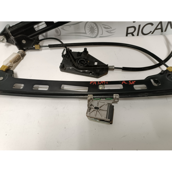 3C8837461G ALZAVETRO ANTERIORE SINISTRO SX VOLKSWAGEN PASSAT B6 2008\2010