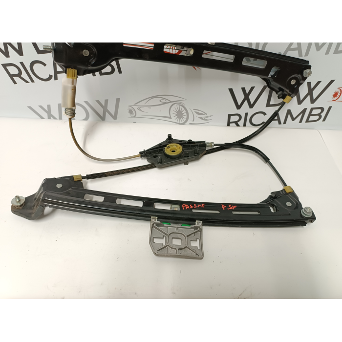 3C8839461G ALZAVETRO POSTERIORE SINISTRO SX VOLKSWAGEN PASSAT B6 2008\2010