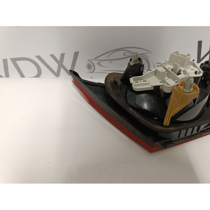3C8945094D STOP FANALE FANALINO INTERNO POSTERIORE DESTRO VW PASSAT B6 2008\2010