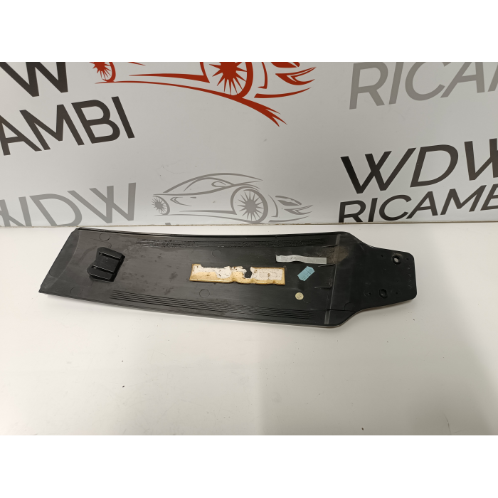 3C8853317B RIVESTIMENTO MONTANTE ESTERNO SINISTRO VOLKSWAGEN PASSAT B6 2008\2010