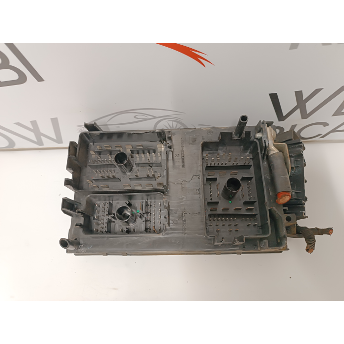 1110089AC - 13343768 CENTRALINA SCATOLA PORTAFUSIBILI OPEL ASTRA J 1.7 CDTI (2009\2020)