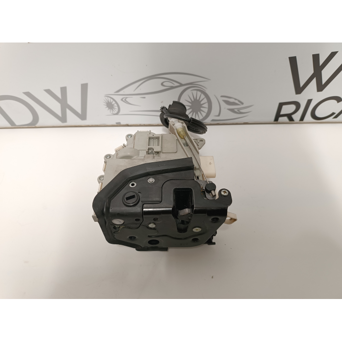 8K0839015H SERRATURA CHIUSURA PORTA POSTERIORE SINISTRA AUDI A3 8V / Q2 / A5 / A4 