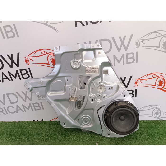 83470-3U000 ALZAVETRO PORTA POSTERIORE SINISTRO KIA SPORTAGE (SL) (2010\2016)