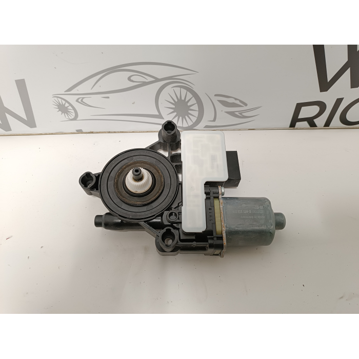 5Q0959812A MOTORINO ALZAVETRO PORTA POSTERIORE DESTRA SEAT LEON 3° (2012\2019)