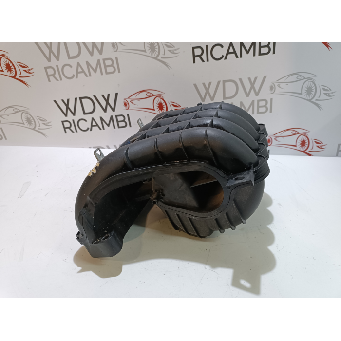 MN143823 COLLETTORE ASPIRAZIONE MOTORE MITSUBISHI COLT 1.5 \ 1.3 BENZINA