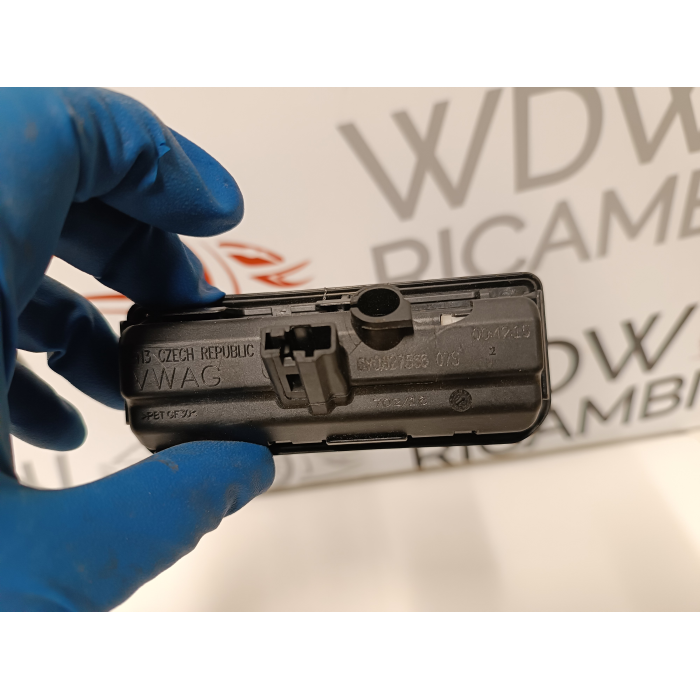 6V0827566 PULSANTE INTERRUTTORE APERTURA PORTELLONE POSTERIORE AUDI Q2 - Q3 - Q5 