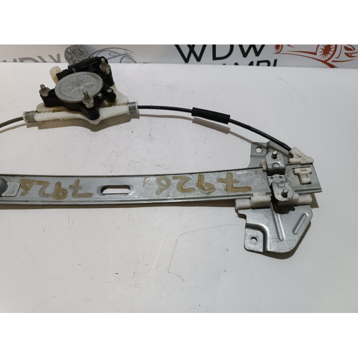 834501W000 ALZAVETRO POSTERIORE SINISTRO KIA RIO (UB) 3° (2011\2017) 83450-1W000