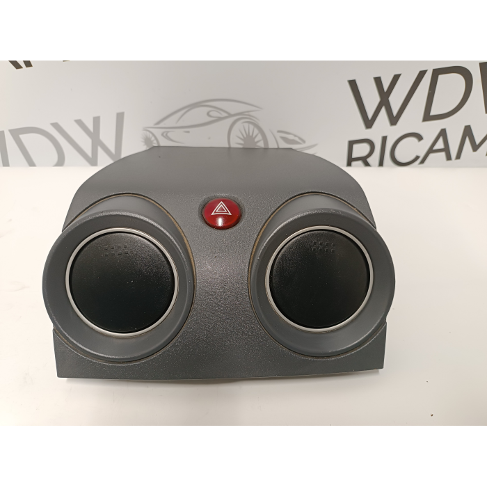 MR951746 RIVESTIMENTO BOCCHETTE CRUSCOTTO CENTRALE MITSUBISHI COLT Z30 (2004\2012) 