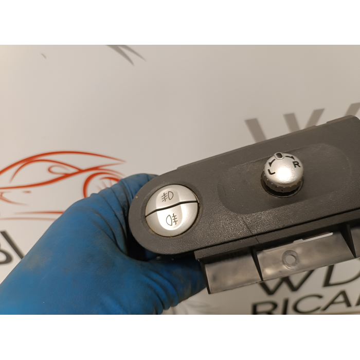 MN148893ZZ INTERRUTTORE PULSANTE SPECCHI FENDINEBBIA SPECCHIETTI MITSUBISHI COLT CZC 