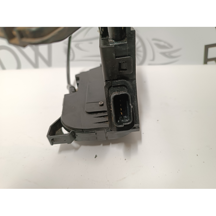 805004945R SERRATURA CHIUSURA PORTA ANTERIORE DESTRA RENAULT NEW CLIO IV 2012-2019 