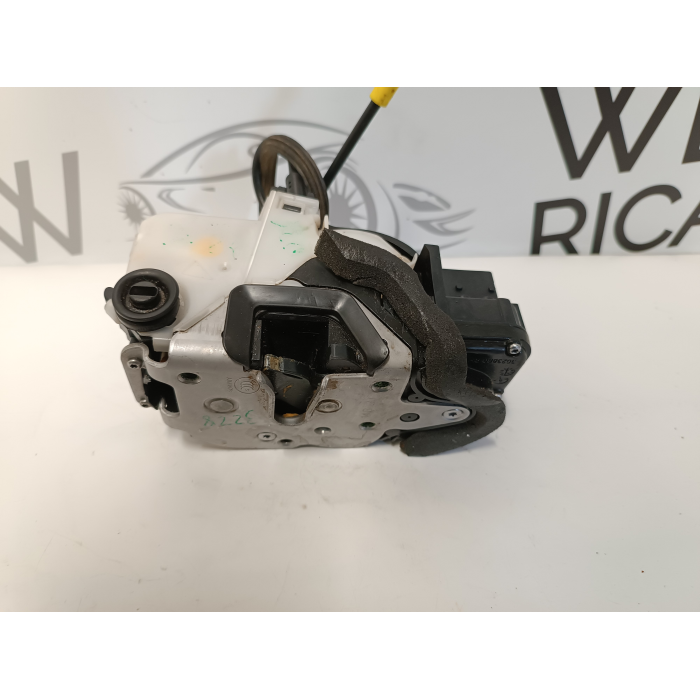 3023880 SERRATURA CHIUSURA ELETTRICA PORTA POSTERIORE DESTRA OPEL ASTRA J 2009-2015 
