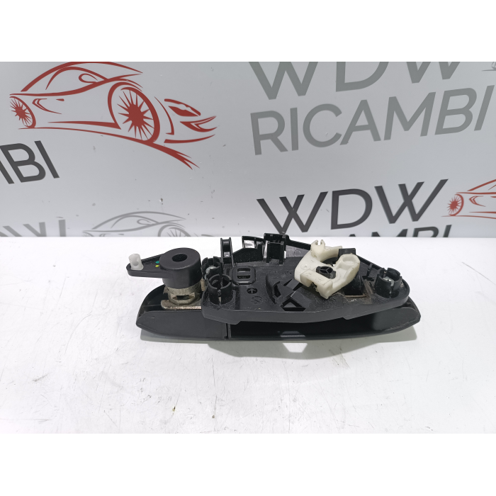 MANIGLIA ESTERNA APRI PORTA ANTERIORE SINISTRO FIAT PANDA (312\319) DAL 2012 IN POI 