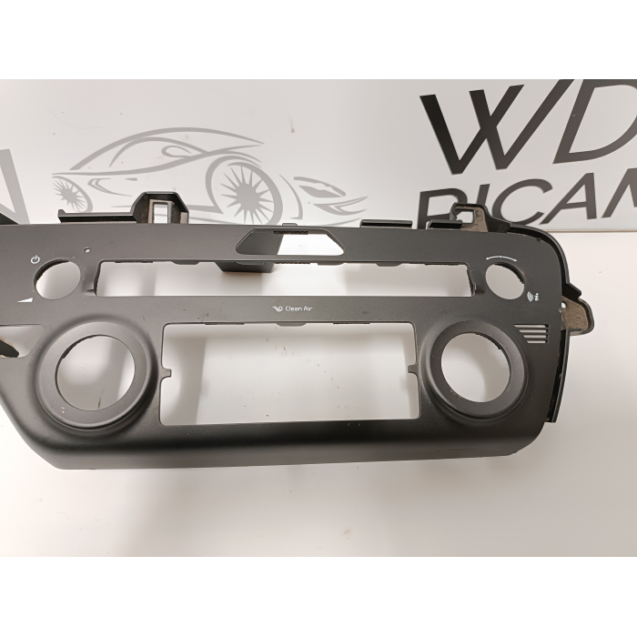 84745-F1360 RIVESTIMENTO GRUPPO COMANDI CENTRALE CRUSCOTTO KIA SPORTAGE QL 2016-2021 