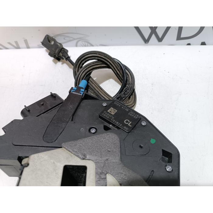 AM5A-U21812-BE SERRATURA PORTA ANTERIORE DESTRO FORD FIESTA 6° (2013\2017)
