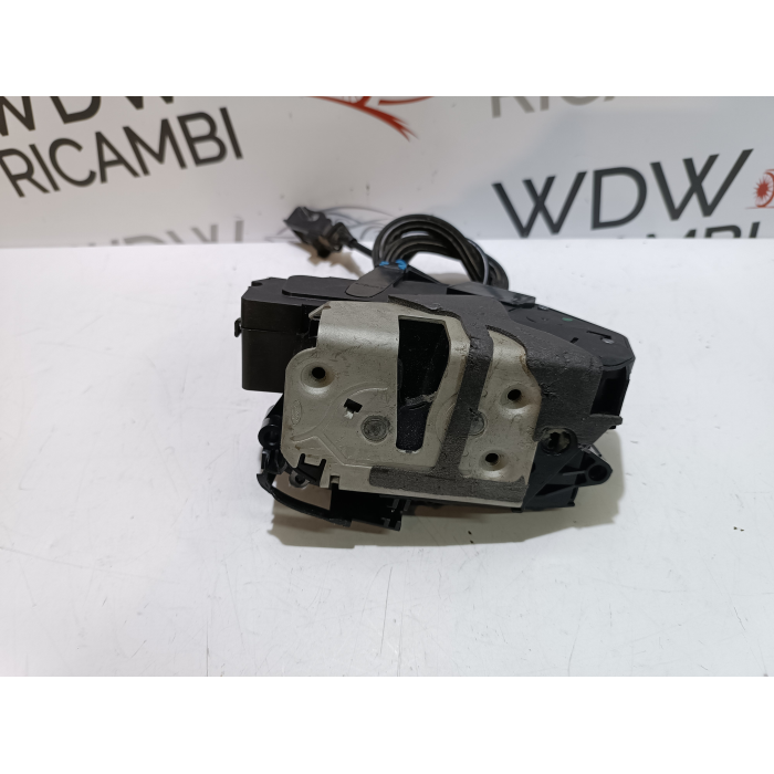 AM5A-U21812-BE SERRATURA PORTA ANTERIORE DESTRO FORD FIESTA 6° (2013\2017)