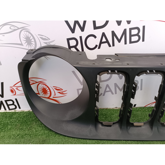 735587825 MASCHERINA GRIGLIA PARAURTI ANTERIORE JEEP RENEGADE (BU) (2014\2018) 