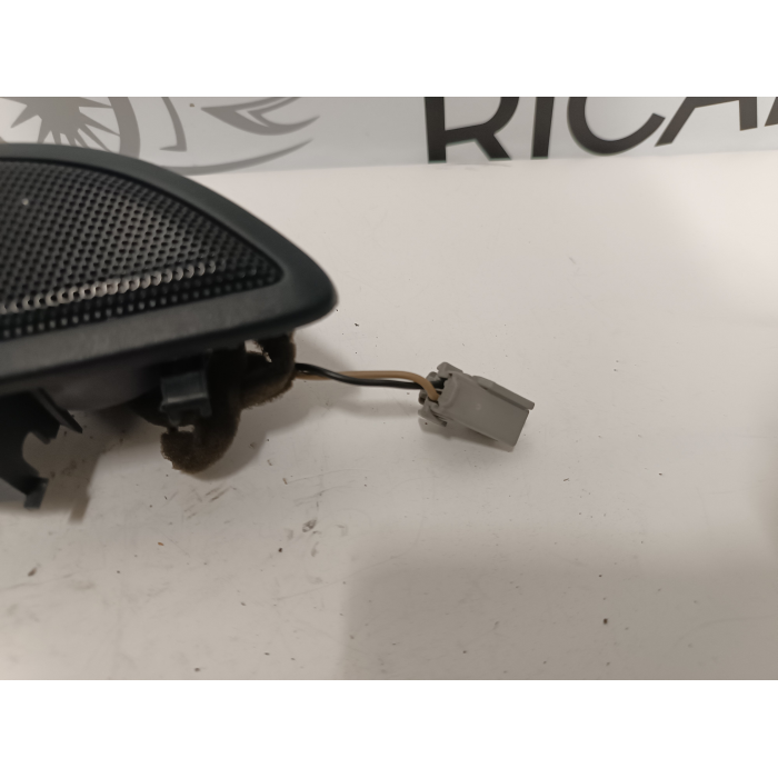 8A61-A22600-BF MANIGLIA INTERNA APRI PORTA ANTERIORE DESTRO FORD FIESTA 6° (2008\2013) 