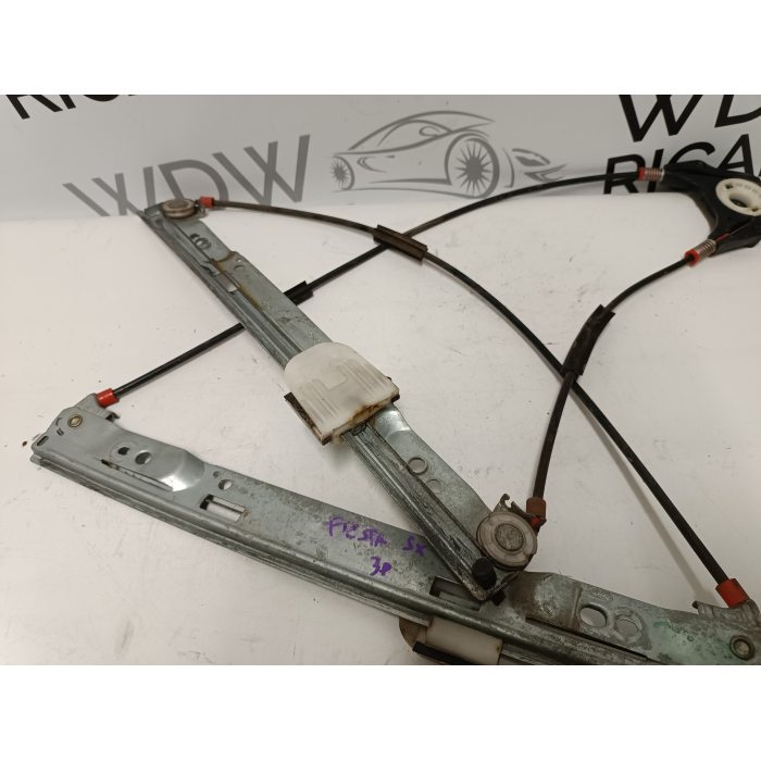 8A61-B23201 MECCANISMO ALZAVETRO ANTERIORE SINISTRO FORD FIESTA 6° 3 PORTE (2008\2013) 