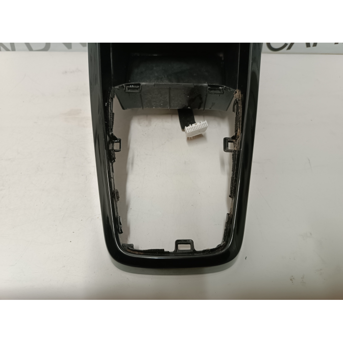 84635-H8000 CORNICE RIVESTIMENTO TUNNEL CENTRALE KIA RIO YB 4° SERIE 2017-2023