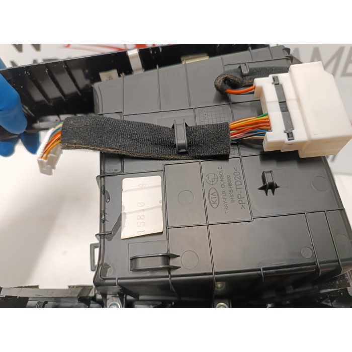 84635-H8000 CORNICE RIVESTIMENTO TUNNEL CENTRALE KIA RIO YB 4° SERIE 2017-2023