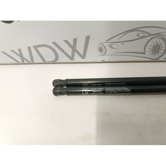 81770-H8010 81780-H8010 COPPIA PISTONCINI AMMORTIZZATORI COFANO KIA RIO 2017-2023 