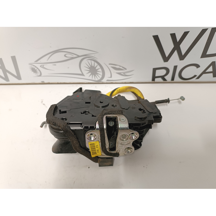 813A0-H8240 SERRATURA CHIUSURA 5PIN PORTA ANTERIORE SINISTRA KIA RIO 2017-2023 YB 4° 