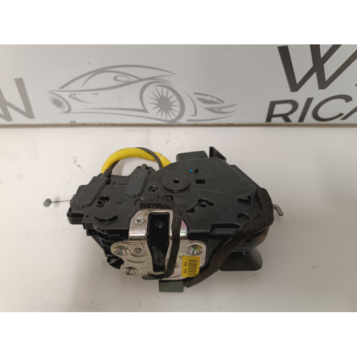 813B0-H8250 SERRATURA CHIUSURA 4PIN PORTA ANTERIORE DESTRA KIA RIO 2017-2023 YB 4° 
