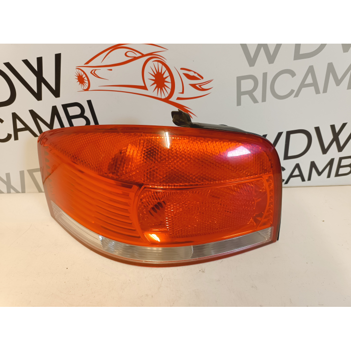 8P0945095 STOP FANALE FANALINO POSTERIORE SINISTRO AUDI A3 8P 2003\2007 3 PORTE 3P 